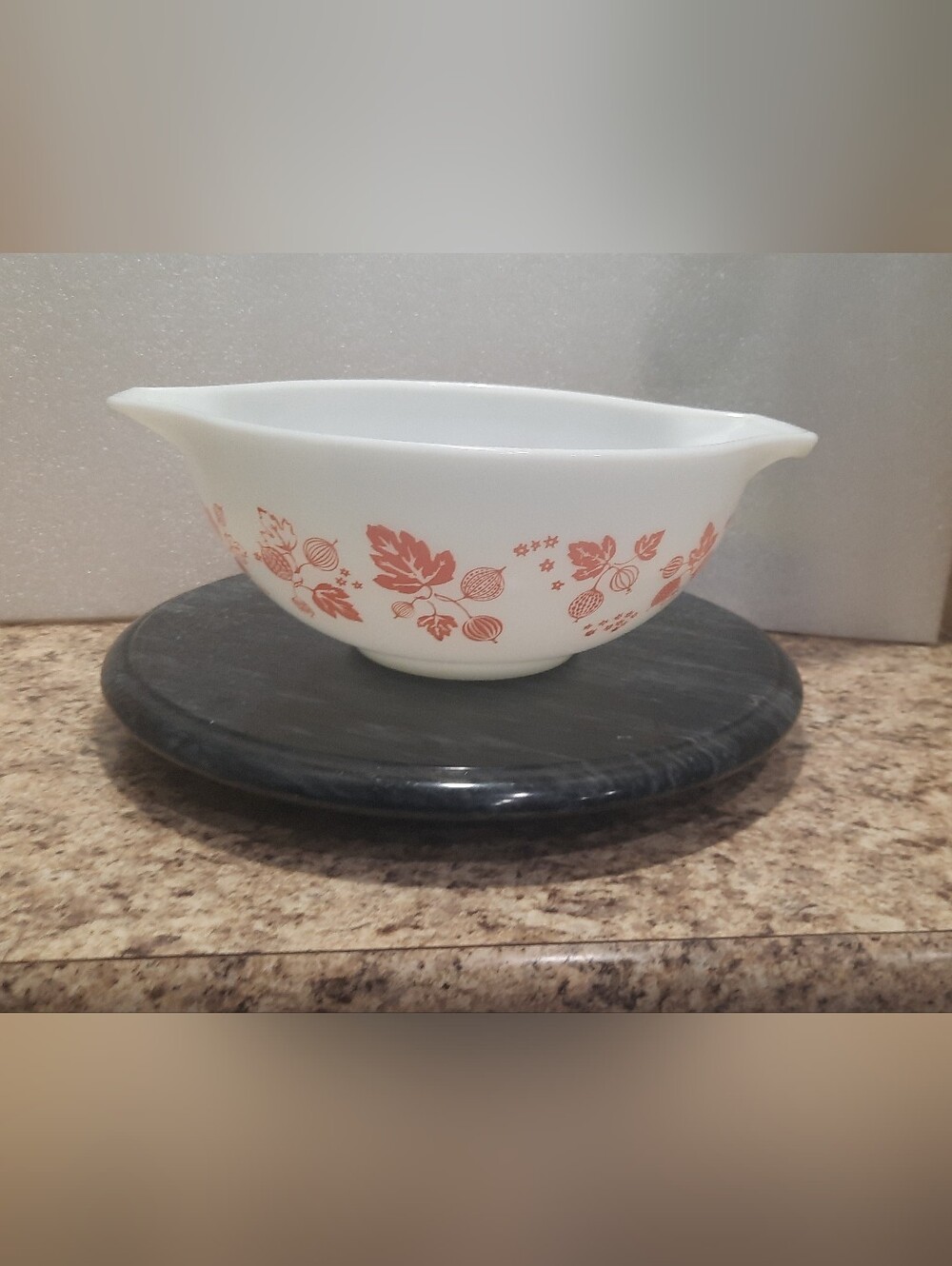 Pyrex Pink Gooseberry Bowl